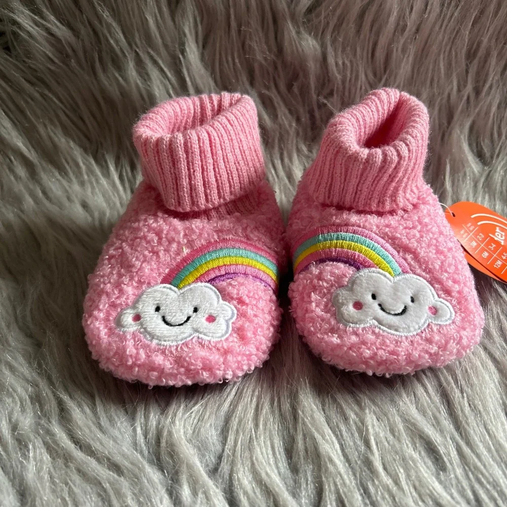 Wonder Nation Slippers Baby Girl's Size 5 Pink Fuzzy Rainbow Shoes 12-18 Months